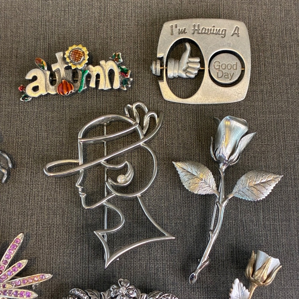 Vintage Silver Tone Brooch Lot 18pc Rhinestone Figural Floral Some Signed - Picture 5 of 16